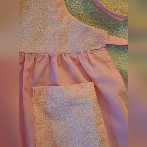 Handmade Child's Apron ~ Spring - Picture 2 of 2
